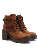 Vista frontal de botines de cuero para mujer color miel marca San Polos con cordones y tacón de 5.5cm.