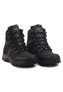 Botas hiking de cuero para mujer San Polos referencia 3235 en color negro, vista de perfil.